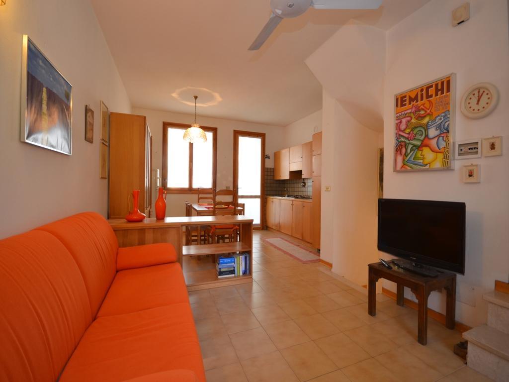 Villa Betty Lignano Sabbiadoro Bagian luar foto